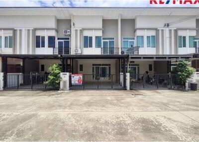 131 Sqm., 4 Beds Townhouse listed for ฿ 3,100,000.