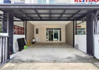 131 Sqm., 4 Beds Townhouse listed for ฿ 3,450,000.