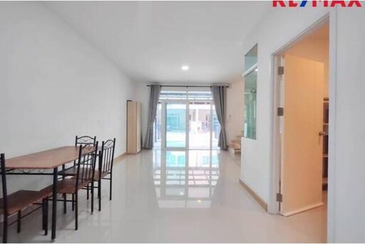 131 Sqm., 4 Beds Townhouse listed for ฿ 3,200,000.