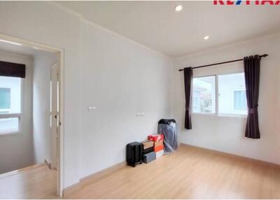 123 Sqm., 3 Beds Townhouse listed for ฿ 3,590,000.