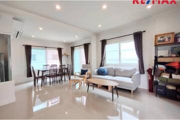 123 Sqm., 3 Beds Townhouse listed for ฿ 3,590,000.