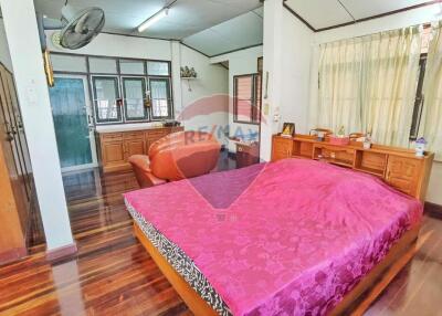 240 Sqm., 3 Beds, 3 Baths Townhouse listed for ฿ 6,150,000.