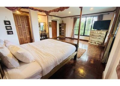 Pool villa with sea views in Ao nang