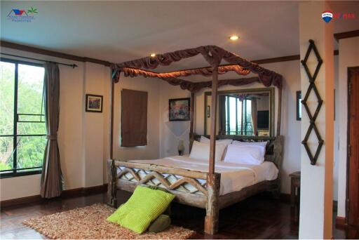 Pool villa with sea views in Ao nang