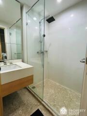 1-BR Condo at Wind Sukhumvit 23 near BTS Asok