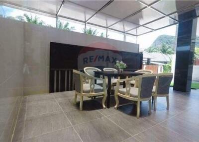 Single house in Ao nang for sale.