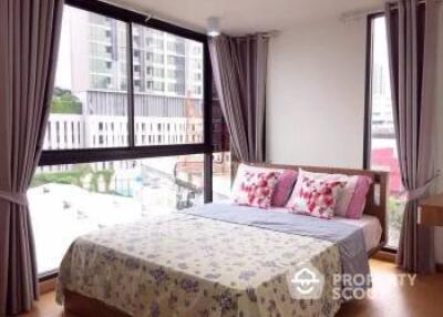 1-BR Condo at Bangkok Feliz Sukhumvit 69 near BTS Phra Khanong