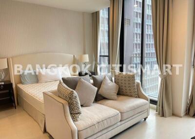 Condo at Noble Ploenchit for rent