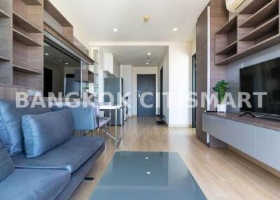 Condo at Sky Walk Condominium for rent