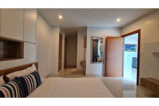 62 Sqm., 1 Bed, 2 Baths Condo listed for ฿ 4,370,000.