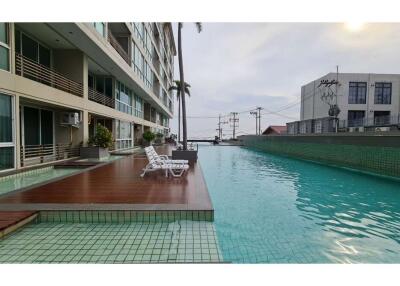 62 Sqm., 1 Bed, 2 Baths Condo listed for ฿ 4,370,000.