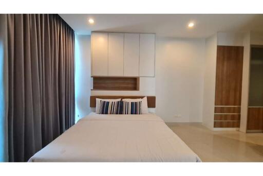 62 Sqm., 1 Bed, 2 Baths Condo listed for ฿ 4,370,000.