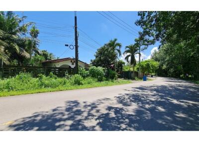 LAND FOR SALE & HOUSE