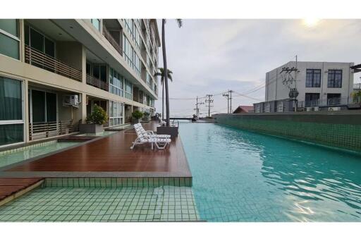 53 Sqm., 1 Bed, 1 Bath Condo listed for ฿ 3,650,000.