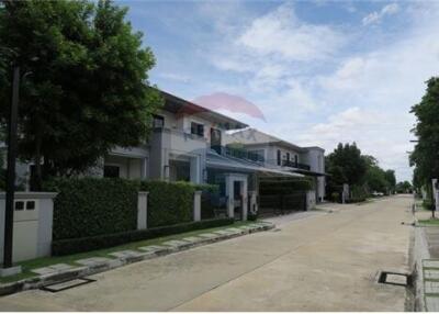 263 Sqm., 4 Beds, 4 Baths Townhouse listed for ฿ 19,000,000.