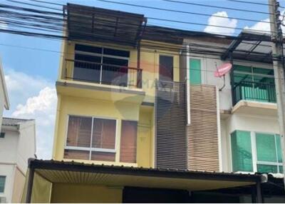 townhouse for sale at BAAN MAI RAMINDRA-KHUBON