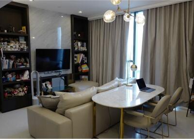 65 Sqm., 1 Bed, 1 Bath Condo listed for ฿ 18,200,000.