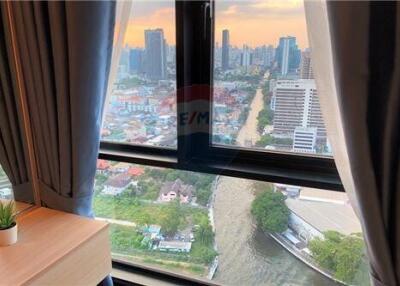 56 Sqm., 2 Beds, 2 Baths Condo listed for ฿ 5,800,000.