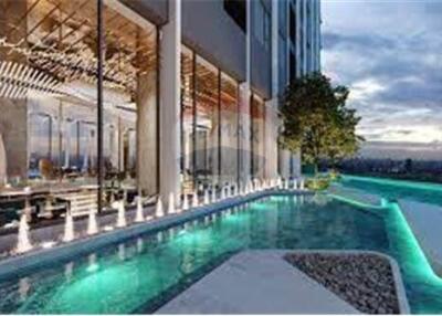 ให้เช่า 1 Plus bedroom บนชั้น Hight ที่ The Rich Rama 9-ศรีนครินทร์ ห้องใหม่