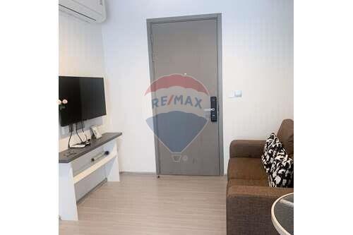 Condo for Rent!!! "Life Asoke Hype - Rama 9" MRT Phra Ram 9