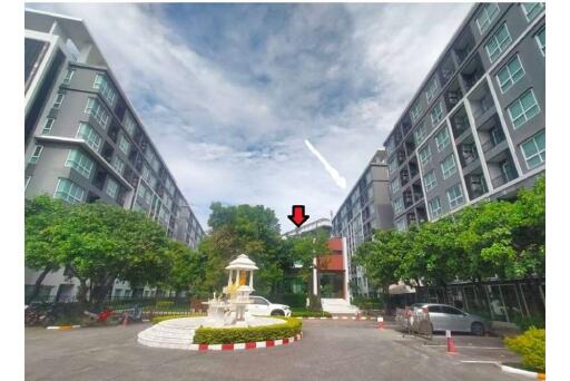 32 Sqm. Townhouse listed for ฿ 2,040,000.