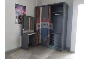 110 Sqm. Townhouse listed for ฿ 2,200,000.