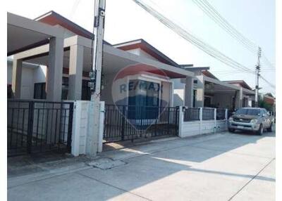 110 Sqm. Townhouse listed for ฿ 2,200,000.