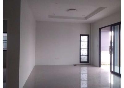 138 Sqm. Townhouse listed for ฿ 2,700,000.