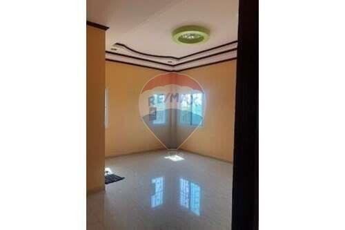 4 Sqm. Townhouse listed for ฿ 14,960,000.