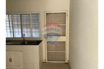 113 Sqm. Townhouse listed for ฿ 2,530,000.