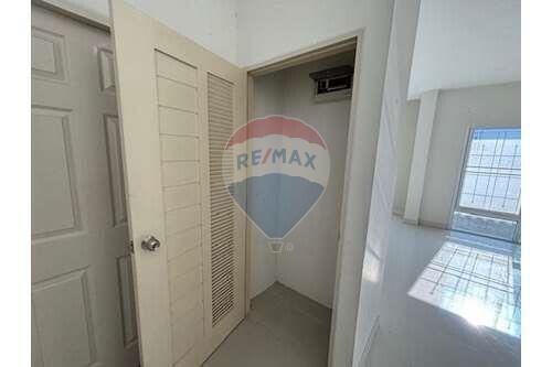 113 Sqm. Townhouse listed for ฿ 2,530,000.