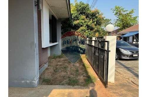 113 Sqm. Townhouse listed for ฿ 2,530,000.