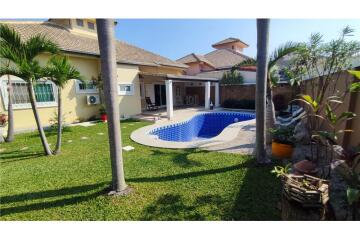 Stunning Pool Villa for Sale