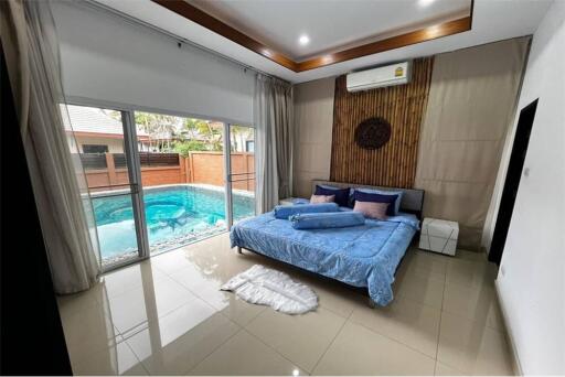 Baan Dusit Pattaya Park House with Pool for Sale