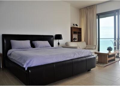 Luxury 51 sqm Studio with sea view