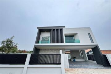 Luxury 2-storey Pool Villa, Soi Siam Country Club!