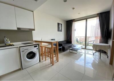 Riviera Wong Amat One Bedroom for Sale