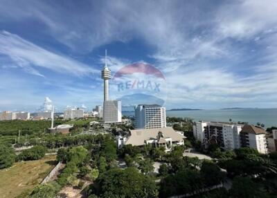 40 Sqm., 1 Bath Townhouse listed for ฿ 2,100,000.