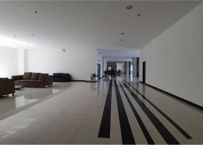 One apartment for Rent  in The Axis condo PTY