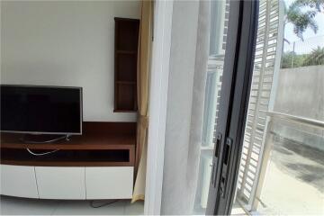 One apartment for Rent  in The Axis condo PTY