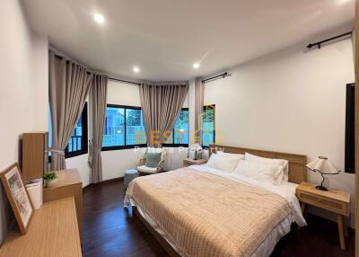 3 Bedrooms House in Rattanakorn Village 20 Siam Country Club H012085