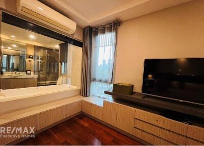 Modern 11 Bed Condo for Rent in Thonglor with Private Amenities