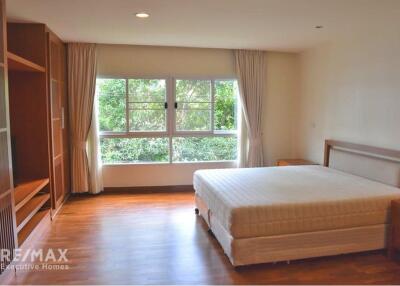 Spacious 3 Bed 3 Bath Condo for Rent at Sathorn Seven Residence - 10 Mins Walk to BTS Chong Nonsi