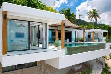 Seaview 4-Bedroom Pool Villa for Rent in Chaweng Noi, Koh Samui