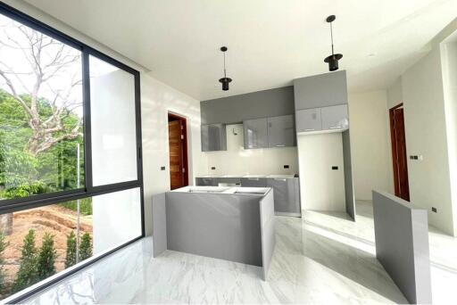 318 Sqm., 3 Beds, 3 Baths Townhouse listed for ฿ 16,900,000.