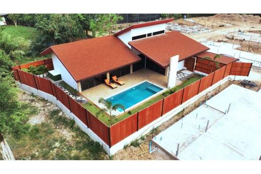 3-Bedroom Pool Villa Close to International Schools in Lamai, Samui