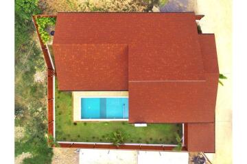 3-Bedroom Pool Villa Close to International Schools in Lamai, Samui