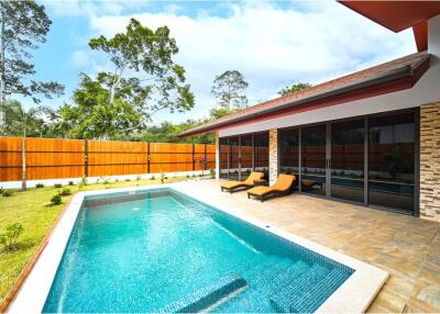 3-Bedroom Pool Villa Close to International Schools in Lamai, Samui