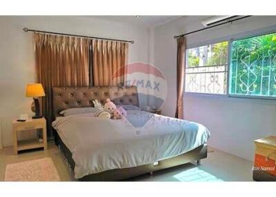 1-Storey House with Garden & Backyard in Maenam for Sale