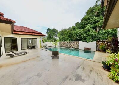 Elegant 2 houses for sale in Thongson Bay residence